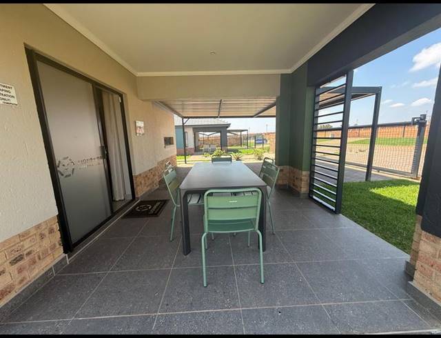 3 BEDROOM TOWNHOUSE FOR SALE IN LION PRIDE